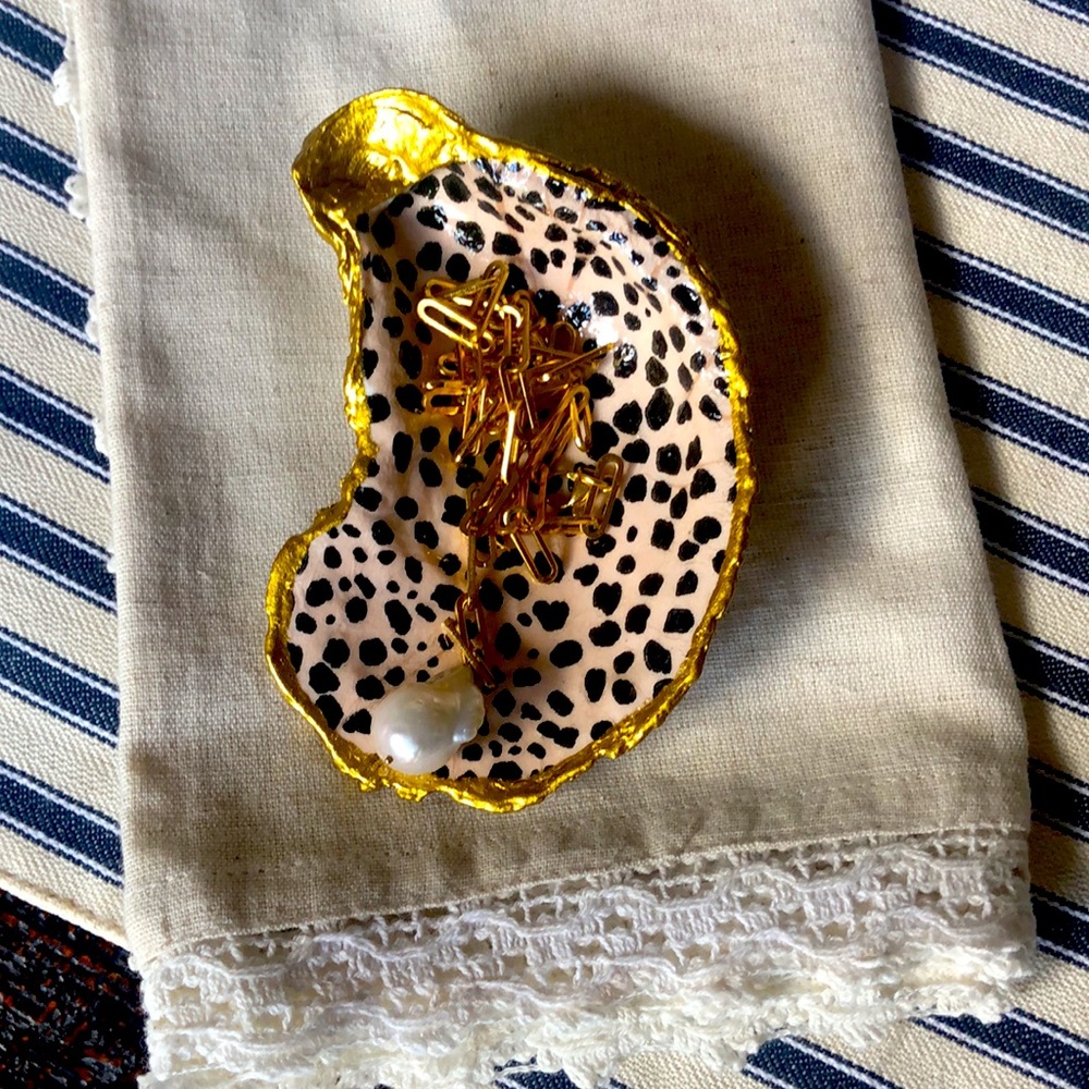 Animal Spotted Découpage Oyster Shell Ring & Trinket Dish